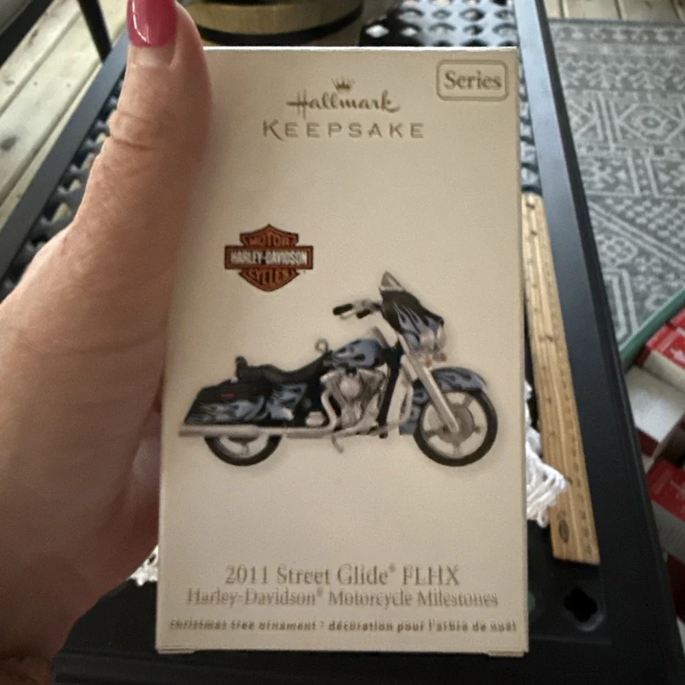 Hallmark keepsake ornament